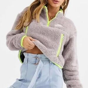 Nike Sherpa 1/4 Zip Women’s Tan and Neon‎ Yellow Fleece Jacket Size Medium